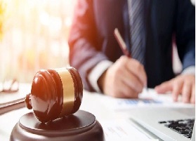 進(jìn)出口貿(mào)易中的企業(yè)刑事法律風(fēng)險(xiǎn)防范
